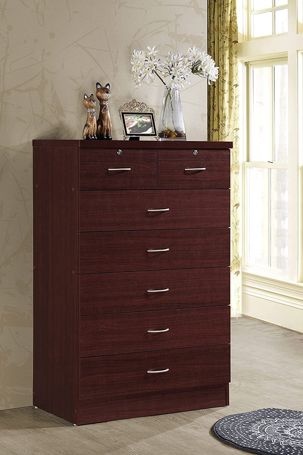 7 Drawer Wood Dresser for Bedroom, 31.5 Inch Wide Chest of Drawers,